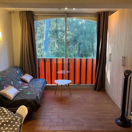 Les Hauts Du Golf Apartamento